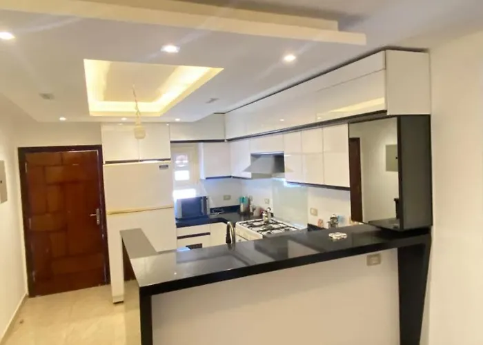 Cozy Sea View Near And Pools Apartment Ain Sukhna